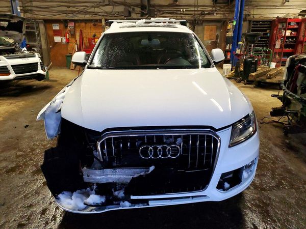 2017 AUDI Q5 quattro Premium