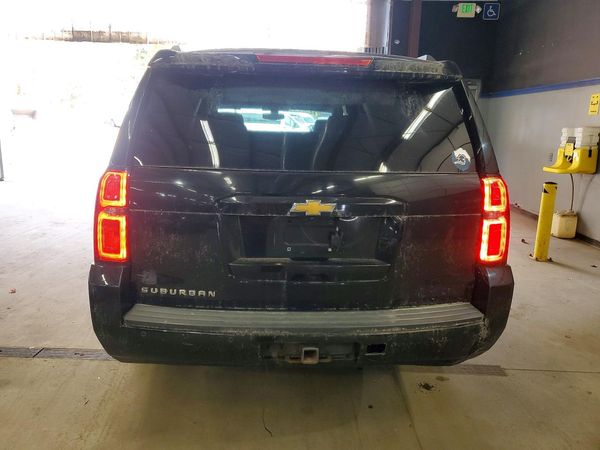2015 CHEVROLET SUBURBAN LS — DIRR