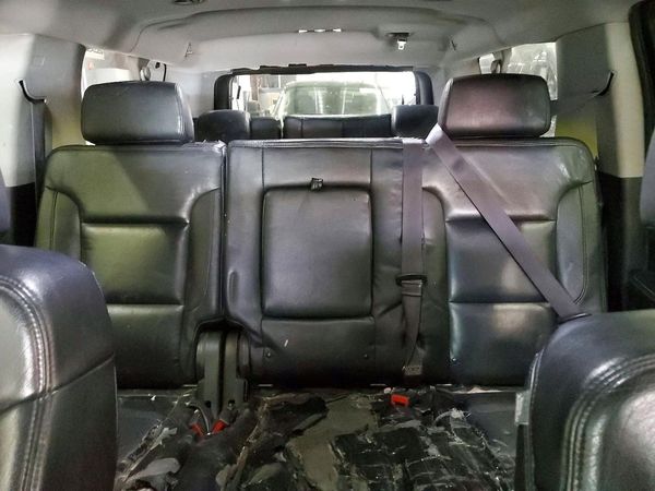 2015 CHEVROLET SUBURBAN LS — SUVN