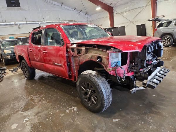2020 TOYOTA TACOMA SR5