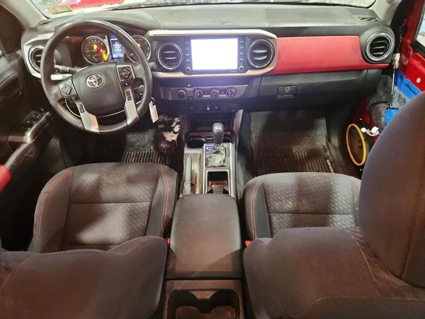 2020 TOYOTA TACOMA SR5