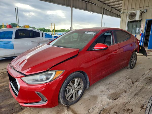 2018 HYUNDAI ELANTRA — Front 3/4
