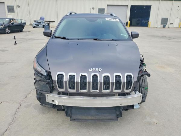 2018 JEEP CHEROKEE LATITUDE PLUS FWD