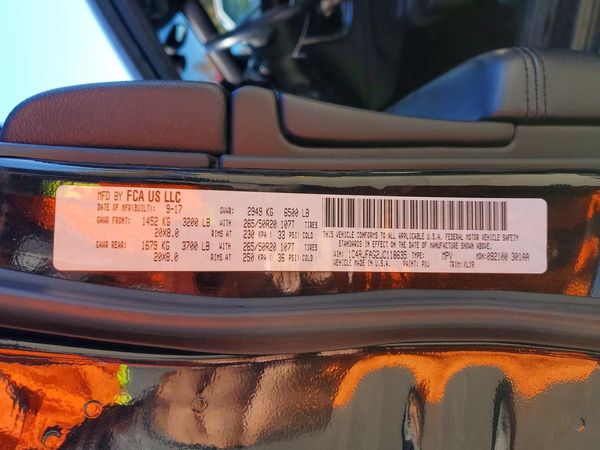 2018 JEEP GRAND CHEROKEE Laredo — VINS