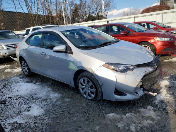 2017 TOYOTA COROLLA