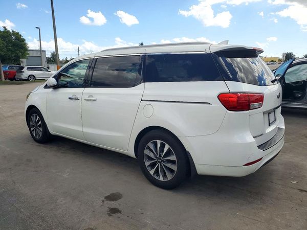 2015 KIA SEDONA GLS - Middle level — DSRA