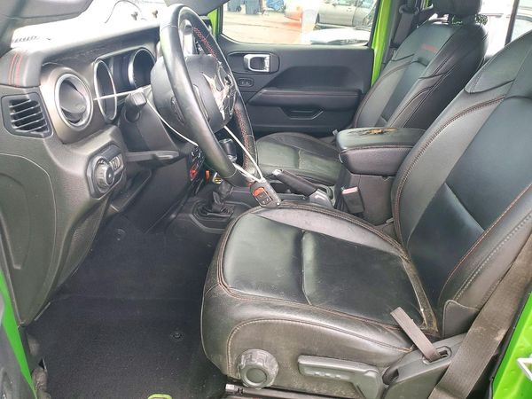 2019 JEEP WRANGLER UNLIMITED Unlimited Rubicon — DENT