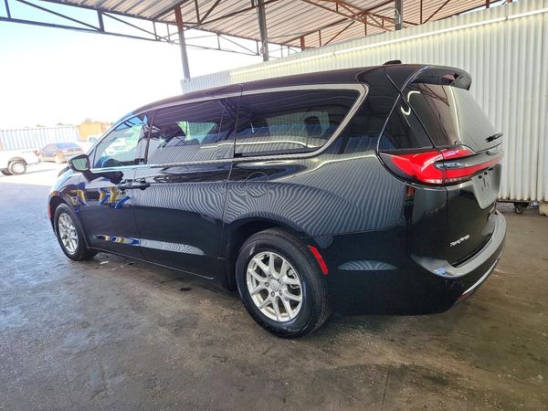 2026 CHRYSLER PACIFICA Select — DSRA