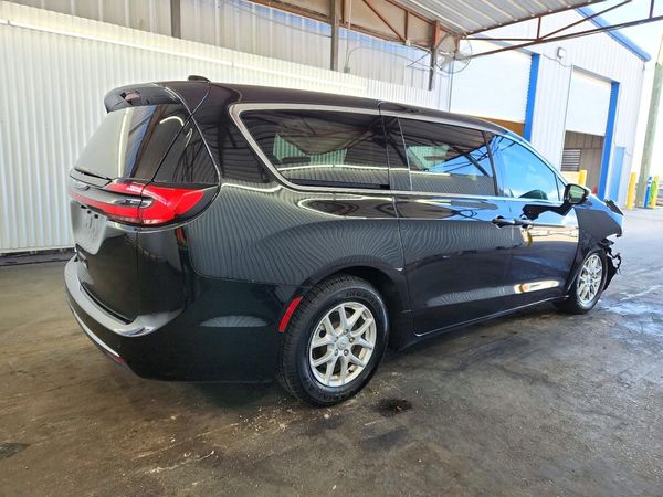 2026 CHRYSLER PACIFICA Select — PSRA