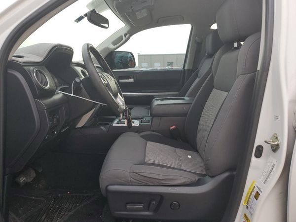 2016 TOYOTA TUNDRA