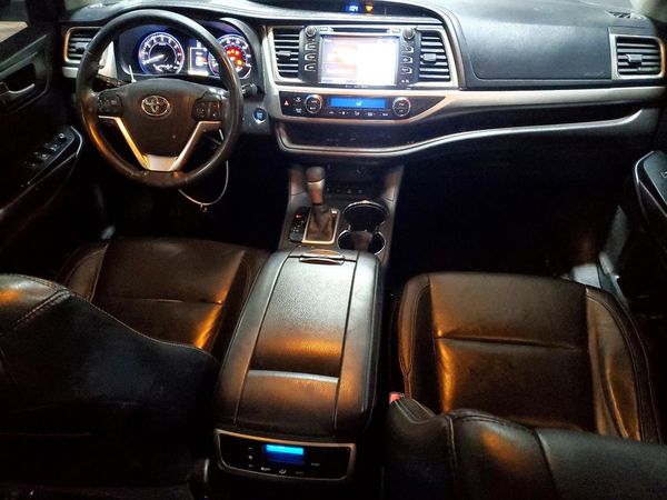 2016 TOYOTA HIGHLANDER Base/Hybrid