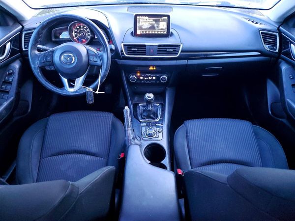 2015 MAZDA 3 Touring/GS