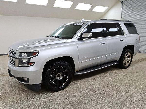 2015 CHEVROLET TAHOE LTZ — Front 3/4