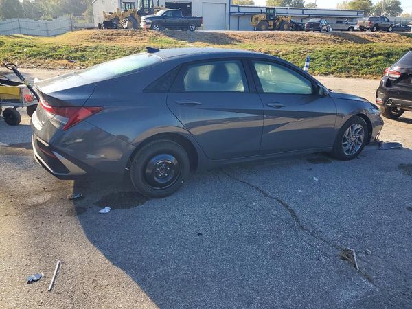 2025 HYUNDAI ELANTRA Blue, SEL Sport — PSRA