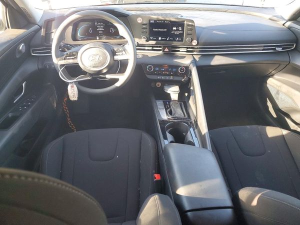 2025 HYUNDAI ELANTRA Blue, SEL Sport — CKPT
