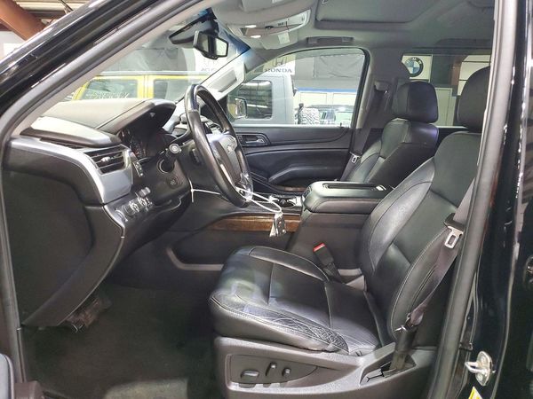 2016 CHEVROLET SUBURBAN LT — DENT