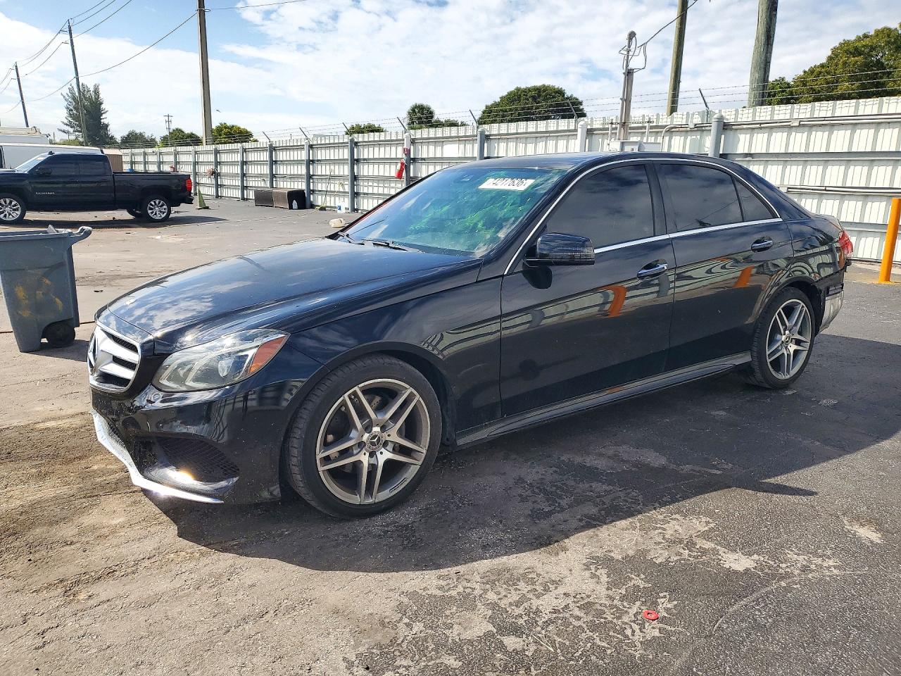 2014 MERCEDES-BENZ E E350 — Front 3/4
