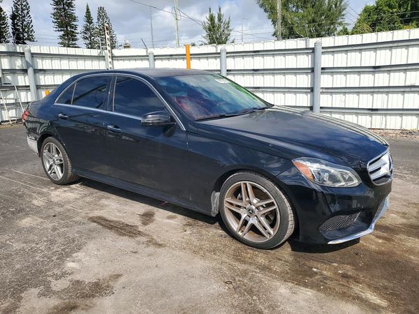 2014 MERCEDES-BENZ E E350 — Passenger 3/4