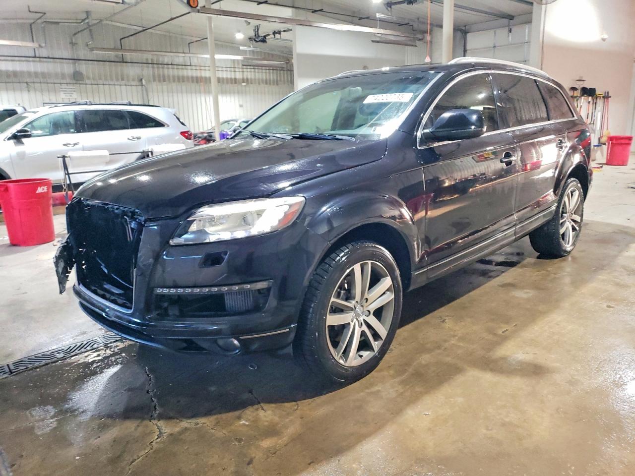 2012 AUDI Q7 Premium Plus