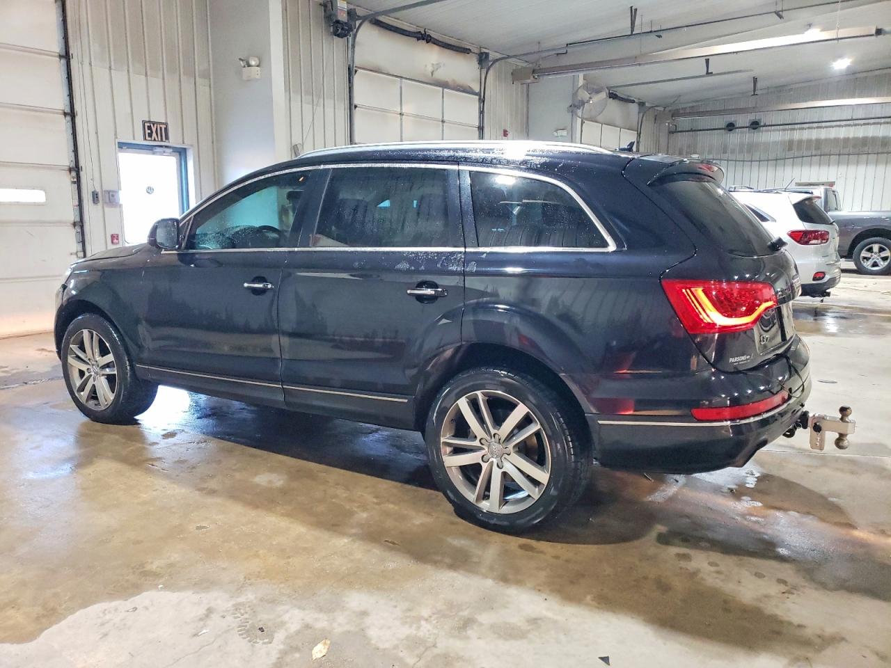 2012 AUDI Q7 Premium Plus