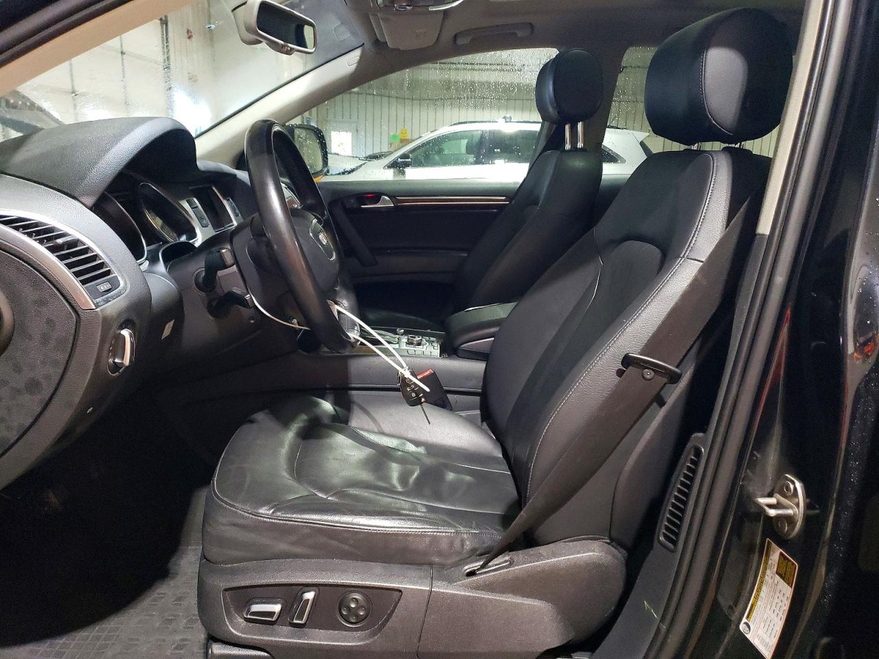 2012 AUDI Q7 Premium Plus