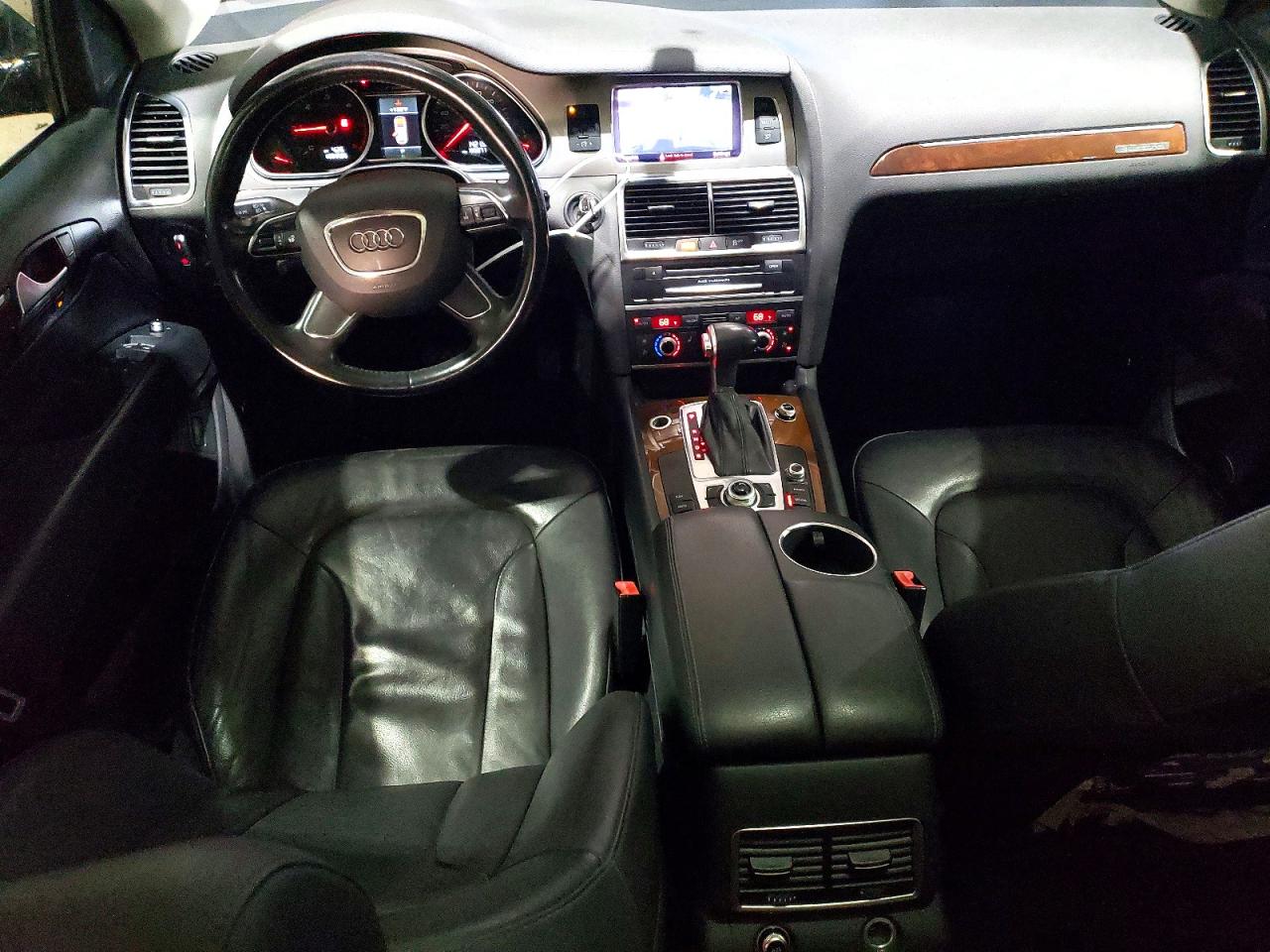 2012 AUDI Q7 Premium Plus