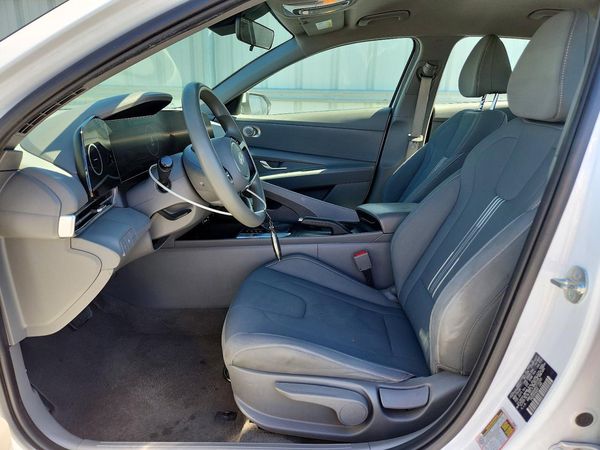 2024 HYUNDAI ELANTRA SEL — DENT
