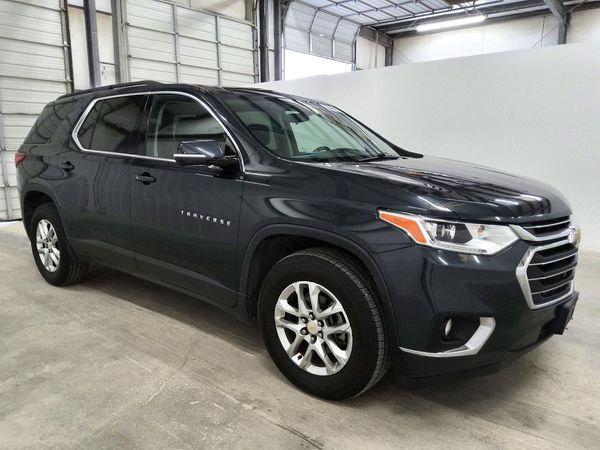 2020 CHEVROLET TRAVERSE LT — Passenger 3/4