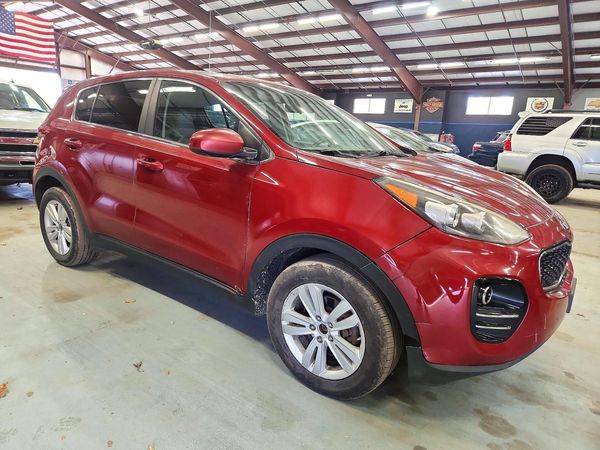 2017 KIA SPORTAGE LX — Passenger 3/4