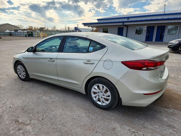 2018 HYUNDAI ELANTRA SE — DSRA