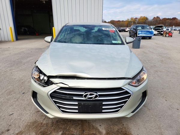 2018 HYUNDAI ELANTRA SE — DIRF