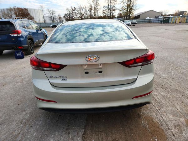 2018 HYUNDAI ELANTRA SE — DIRR