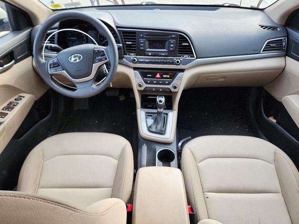 2018 HYUNDAI ELANTRA SE — CKPT