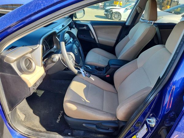 2015 TOYOTA RAV4 XLE (M Grade) — DENT