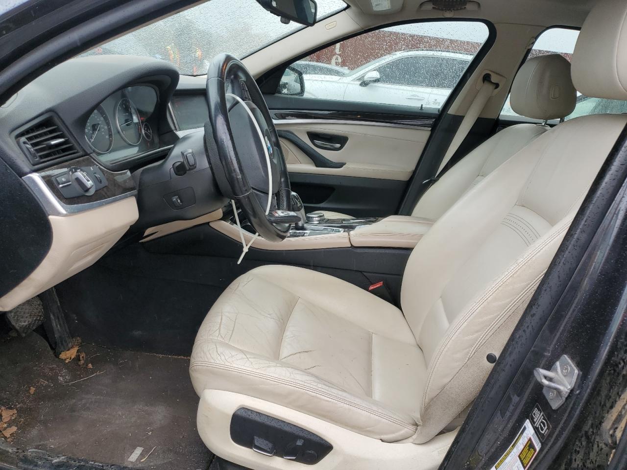 2015 BMW 528