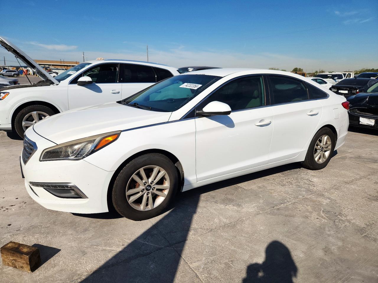 2015 HYUNDAI SONATA SE, ECO — Front 3/4