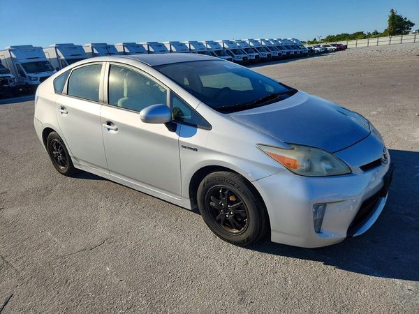 2012 TOYOTA PRIUS — Passenger 3/4