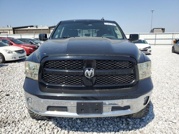 2018 RAM 1500 SLT CREW CAB 4X4