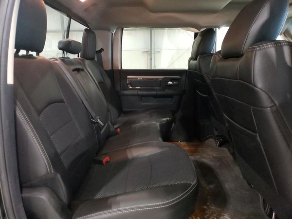 2018 RAM 1500 SLT CREW CAB 4X4