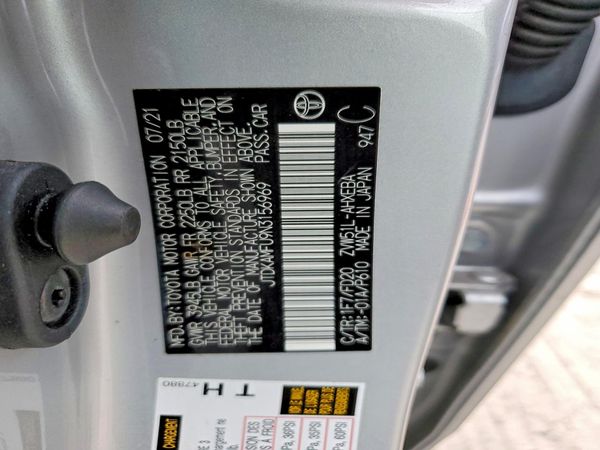 2022 TOYOTA PRIUS NIGH