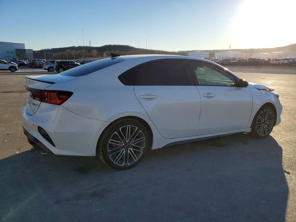2022 KIA FORTE