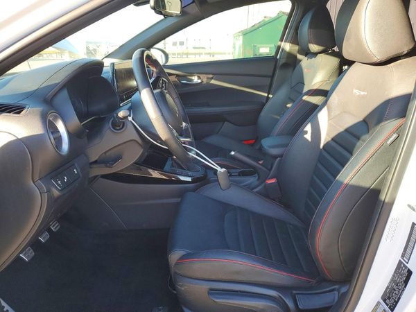 2022 KIA FORTE