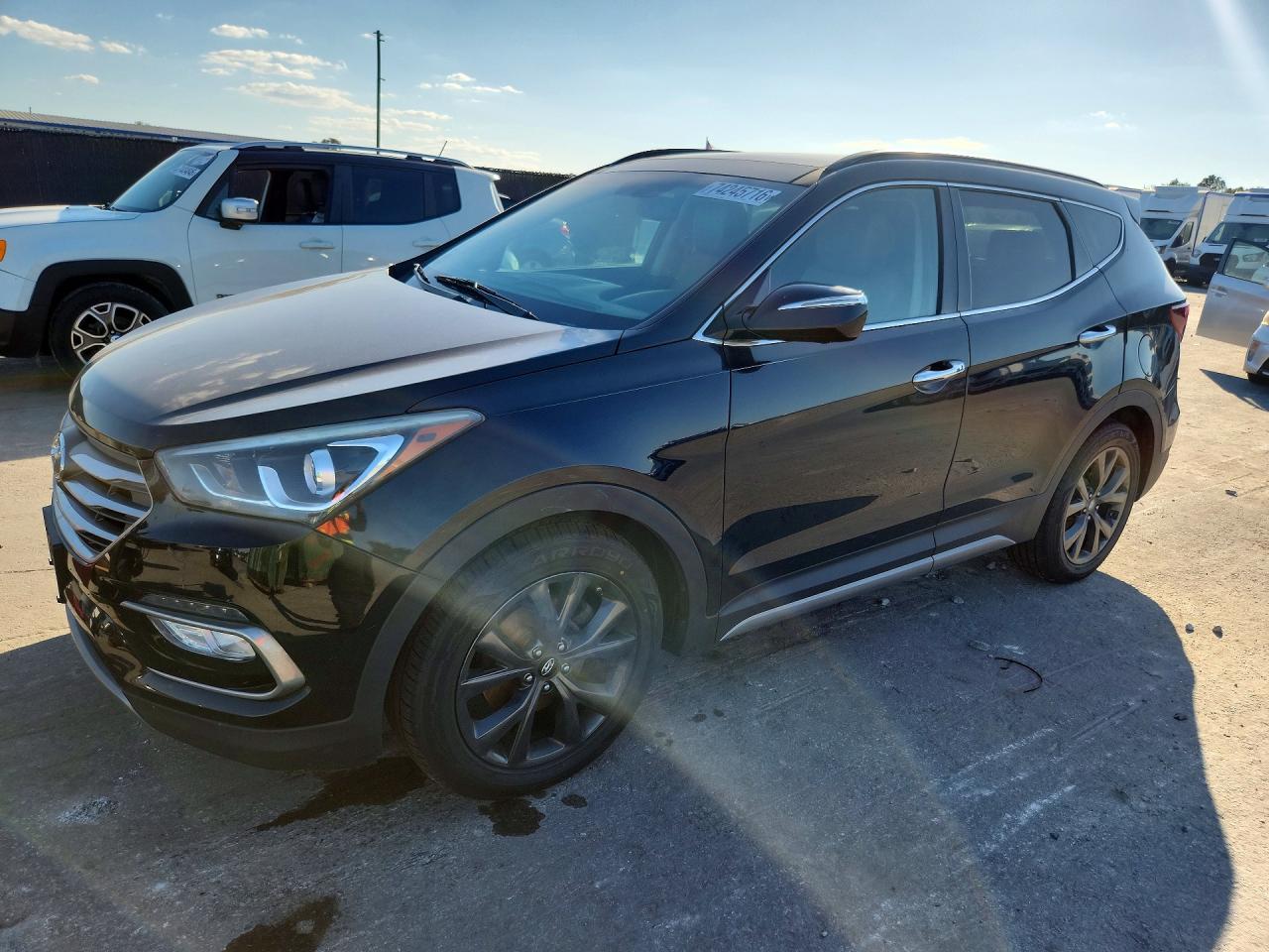 2017 HYUNDAI SANTA FE — Front 3/4