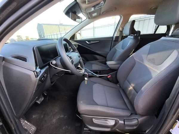 2026 KIA NIRO LX — DENT