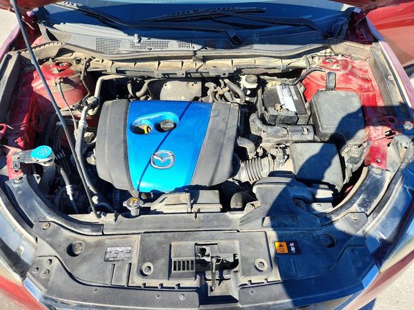 2013 MAZDA CX-5 Touring/GS — Engine bay