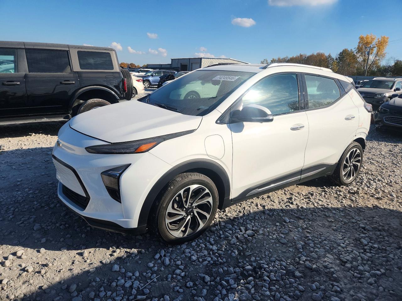 2023 CHEVROLET BOLT Premier — Front 3/4