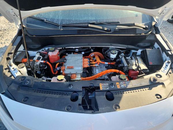 2023 CHEVROLET BOLT Premier — Engine bay