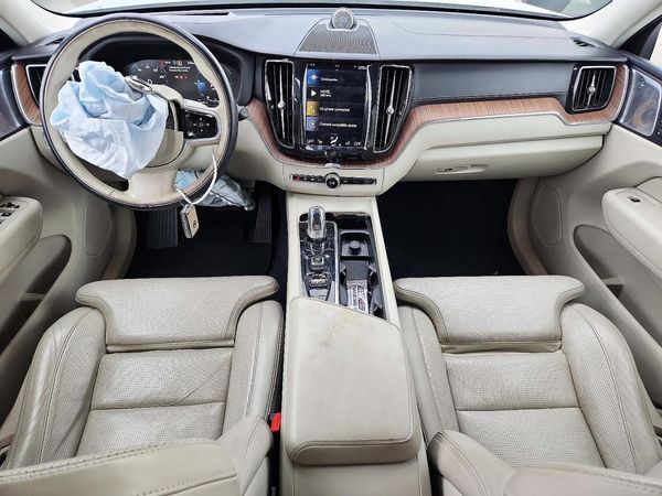 2019 VOLVO XC60 Inscription — CKPT
