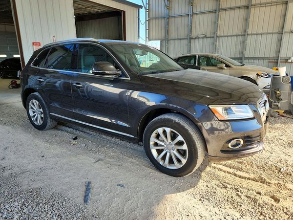 2015 AUDI Q5 E Premium Plus — Passenger 3/4