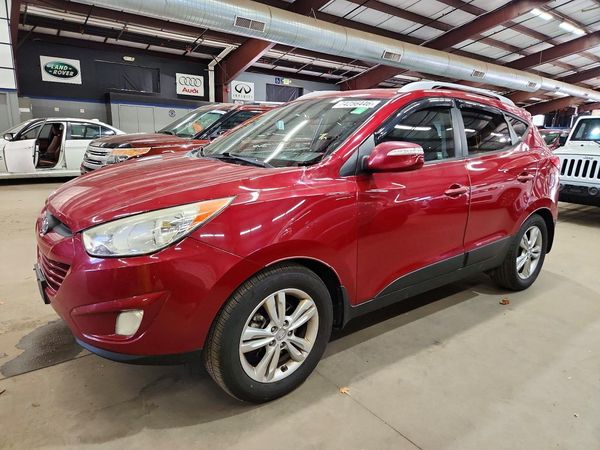 2012 HYUNDAI TUCSON GLS — Front 3/4
